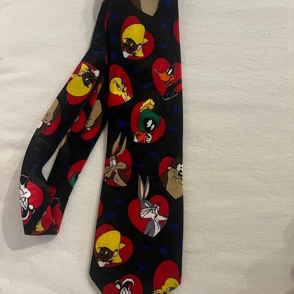 Warner Bros. Looney Tunes Tie - Picture 3 of 3